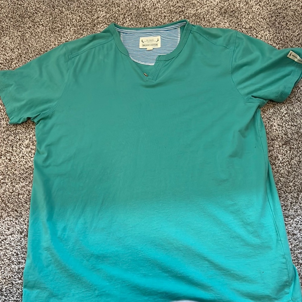 Teal men’s T-shirt, like new